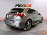 Usado Mercedes A180 116 CV (85 kW) 2018 Gris Berlina