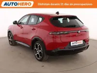 Usado Alfa Romeo Tonale Sprint 130 CV (95 kW) 2024 Rojo SUV