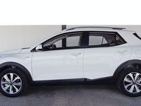 Usado Kia Stonic 84 CV (61 kW) 2022 Blanco SUV
