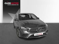Usado Mercedes B180 116 CV (85 kW) 2023 Gris / plata Monovolumen