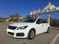 Usado Peugeot 308 SW Access 100 CV (73 kW) 2019 Blanco Familiar