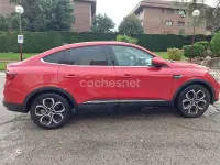 Usado Renault Arkana Techno 140 CV (102 kW) 2023 Rojo SUV