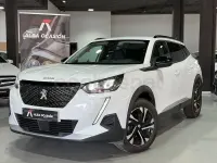 Usado Peugeot 2008 Allure 110 CV (80 kW) 2022 Blanco SUV