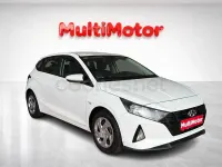 Usado Hyundai i20 84 CV (61 kW) 2021 Blanco Utilitario