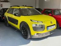 Usado Citroën C4 Feel 100 CV (73 kW) 2017 Amarillo Berlina