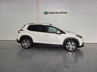 Usado Peugeot 2008 Allure 100 CV (73 kW) 2019 Blanco SUV