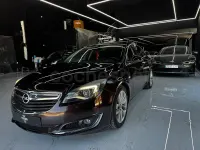 Usado Opel Insignia Business 136 CV (100 kW) 2017 Rojo Berlina