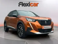 Usado Peugeot 2008 GT-line 131 CV (96 kW) 2023 Naranja SUV
