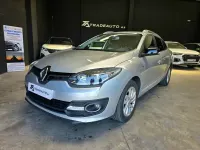 Usado Renault Mégane GrandTour LIMITED 116 CV (85 kW) 2015 Gris Familiar
