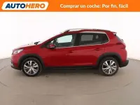 Usado Peugeot 2008 Allure 110 CV (80 kW) 2017 Rojo SUV