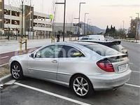 Usado Mercedes C230 197 CV (144 kW) 2001 Gris / plata Berlina