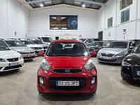 Usado Kia Picanto 66 CV (48 kW) 2016 Rojo Utilitario
