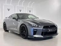 Usado Nissan GT-R GT 570 CV (419 kW) 2018 Gris Coupe