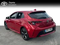 Usado Toyota Corolla Active 140 CV (102 kW) 2025 Rojo Berlina