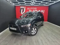 Usado Mitsubishi Outlander 140 CV (102 kW) 2010 Negro SUV
