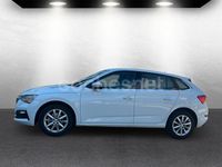 Usado Skoda Scala Active 110 CV (80 kW) 2021 Blanco Utilitario