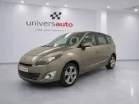 Usado Renault Scenic E-Tech Dynamique 131 CV (96 kW) 2011 Marrón Monovolumen