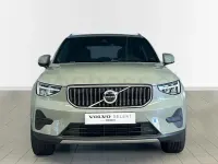 Usado Volvo XC40 Core 211 CV (155 kW) 2023 Verde SUV