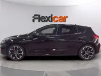 Usado Ford Focus ST-Line 155 CV (114 kW) 2021 Negro Berlina