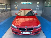 Usado BMW 318 143 CV (105 kW) 2014 Rojo Familiar
