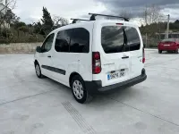 Usado Peugeot Partner Tepee Active 100 CV (73 kW) 2016 Blanco Monovolumen