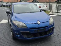 Usado Renault Mégane GrandTour Dynamique 110 CV (80 kW) 2011 Azul Familiar