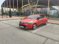 Usado Renault Clio IV 90 CV (66 kW) 2015 Rojo Berlina