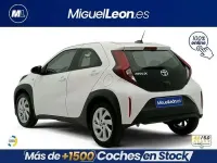 Usado Toyota Aygo X Play 72 CV (52 kW) 2023 Blanco SUV