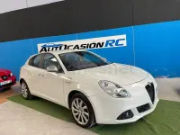 Usado Alfa Romeo Giulietta Distinctive 140 CV (102 kW) 2011 Blanco Utilitario