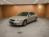 Usado Jaguar X-type Executive 155 CV (114 kW) 2007 Beige Berlina