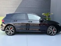 Usado VW Golf VIII Life 116 CV (85 kW) 2021 Negro Berlina