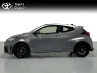 Usado Toyota Yaris 276 CV (202 kW) 2024 Gris Utilitario