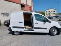 Usado Peugeot Partner 75 CV (55 kW) 2019 Blanco Monovolumen