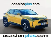 Usado Toyota Yaris Hybrid Active 116 CV (85 kW) 2022 Oro SUV