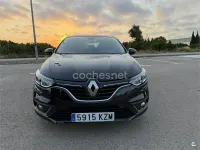 Usado Renault Mégane IV LIMITED 140 CV (102 kW) 2019 Negro Berlina