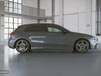 Usado Mercedes A180 115 CV (84 kW) 2022 Gris Berlina