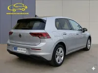 Usado VW Golf VIII Life 130 CV (95 kW) 2020 Gris / plata Berlina