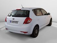 Usado Kia Ceed Style 91 CV (66 kW) 2010 Gris Utilitario