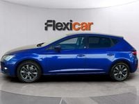 Usado Seat Leon Style 130 CV (95 kW) 2019 Azul Berlina