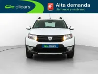 Usado Dacia Sandero Stepway 90 CV (66 kW) 2016 Blanco Utilitario
