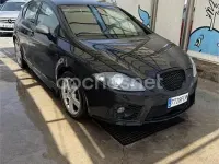 Usado Seat Leon Sport 140 CV (102 kW) 2007 Negro Utilitario