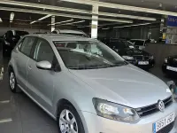 Usado VW Polo Advance 70 CV (51 kW) 2011 Gris / plata Utilitario