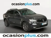 Usado VW T-Roc Advance 110 CV (80 kW) 2021 Gris / plata SUV