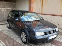 Usado VW Golf IV 110 CV (80 kW) 2001 Azul Berlina