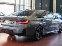 Usado BMW 318 Comfort Edition 150 CV (110 kW) 2025 Gris / plata Berlina