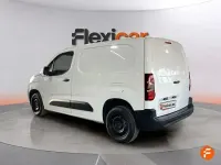 Usado Citroën Berlingo Feel 102 CV (75 kW) 2021 Blanco Monovolumen