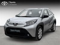 Usado Toyota Aygo X Play 72 CV (52 kW) 2023 Gris / plata SUV