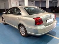 usado Toyota Avensis 2.0D-4D Sol