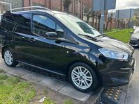 Usado Ford Tourneo Ambiente 101 CV (74 kW) 2016