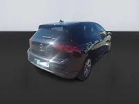 Usado VW Golf VIII Life 116 CV (85 kW) 2021 Negro Utilitario